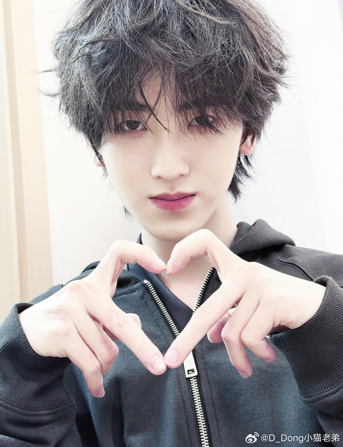 左奇函  🤍🤍 