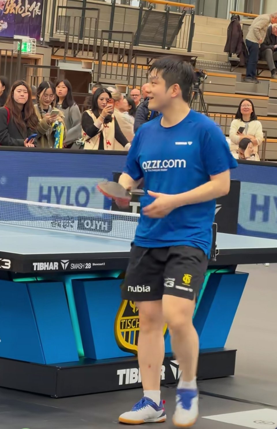 萨尔经理谈樊振东转会萨尔经理坦诚大度，尊重樊振东个人选择，感谢一年合作，双方体面