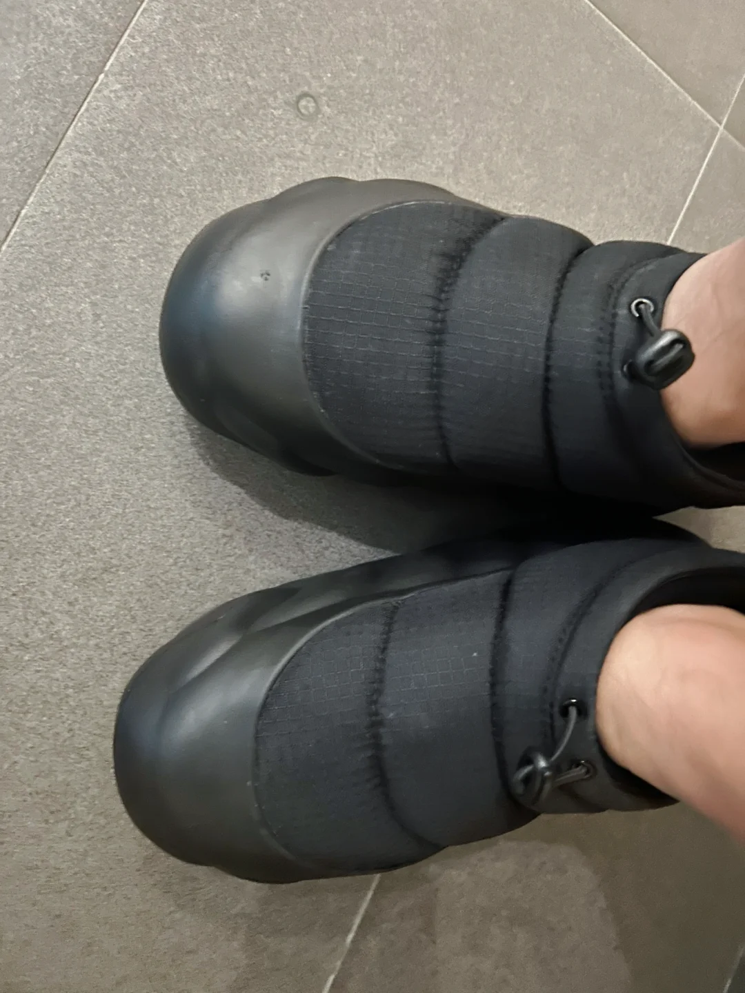 从来没想过开不了手动挡车的原因是鞋太胖…