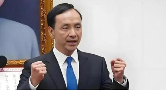 中国大陆要清醒了，台湾只要有马英九，朱立伦，郑丽文，想实现和平统一，有点难，这三
