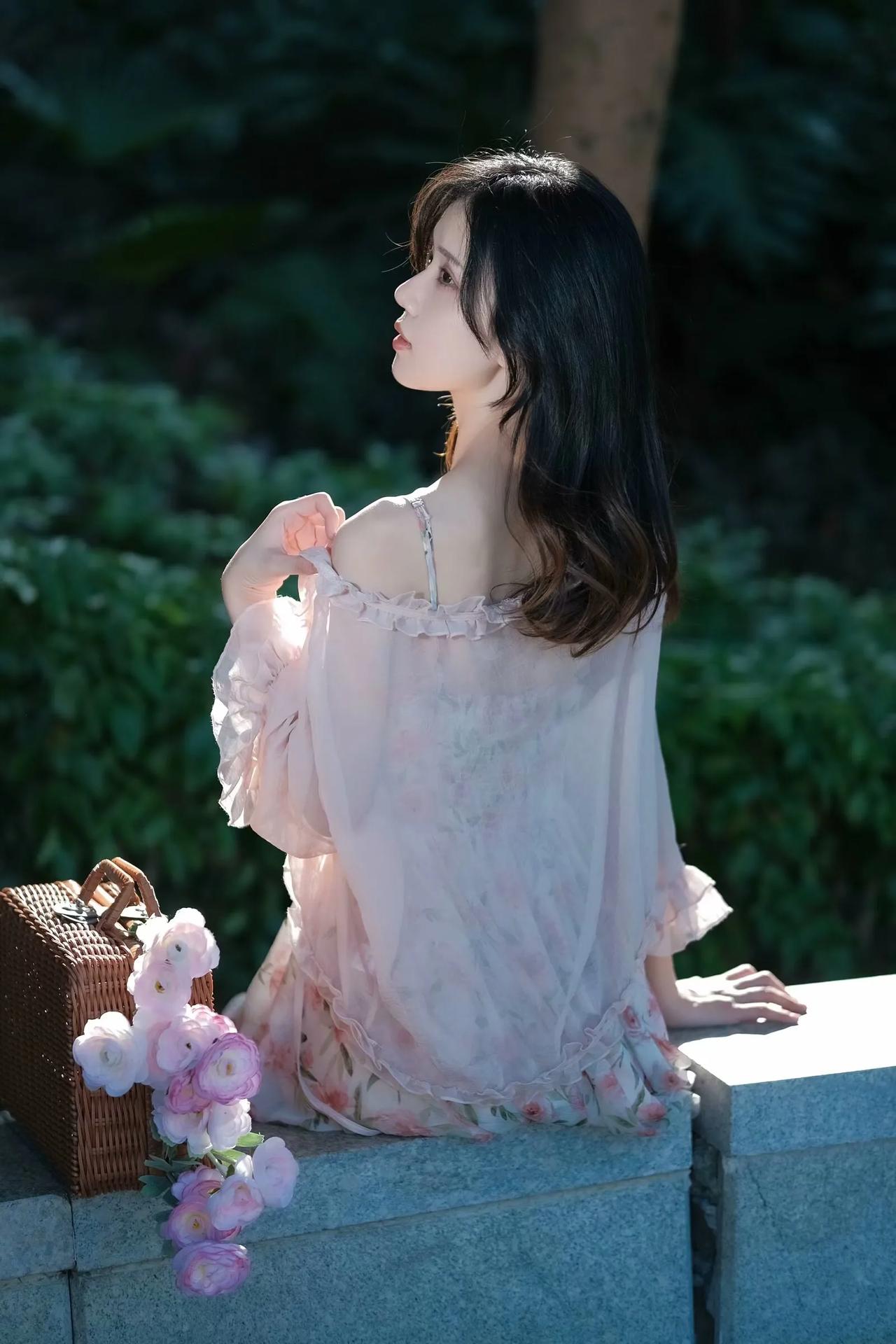 陶醉三角梅