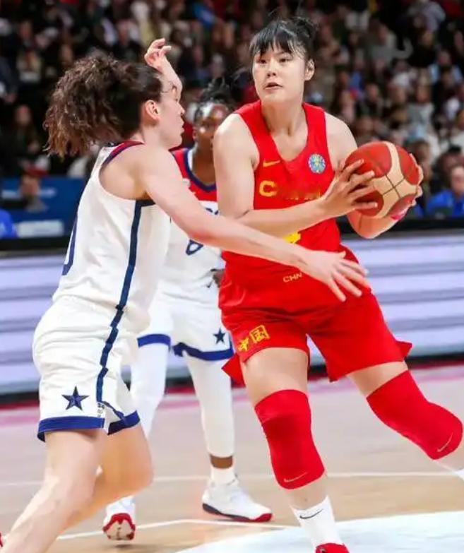 2026女篮世界杯分组出炉，东道主德国队直接哭晕在厕所。不仅没捞到好处，反而被塞