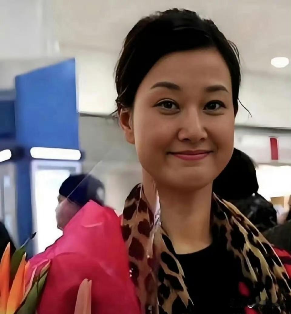 宋祖英已经12年没登春晚舞台了！你是不是也总在春晚时想起她唱《小背篓》《好日子》