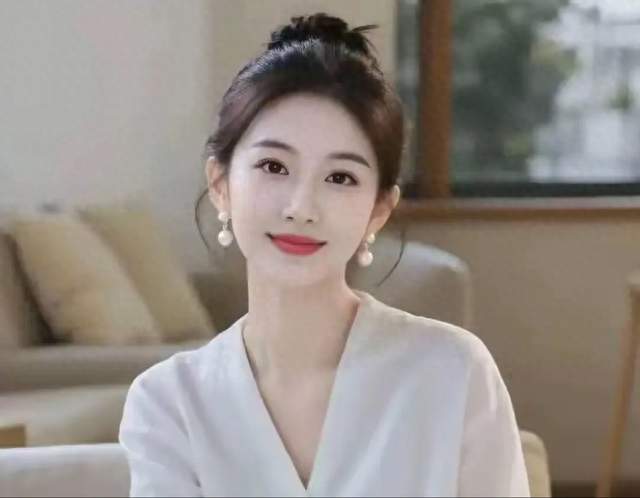 生理旺盛的女人有四个特征，哪怕老了也挡不住好气色