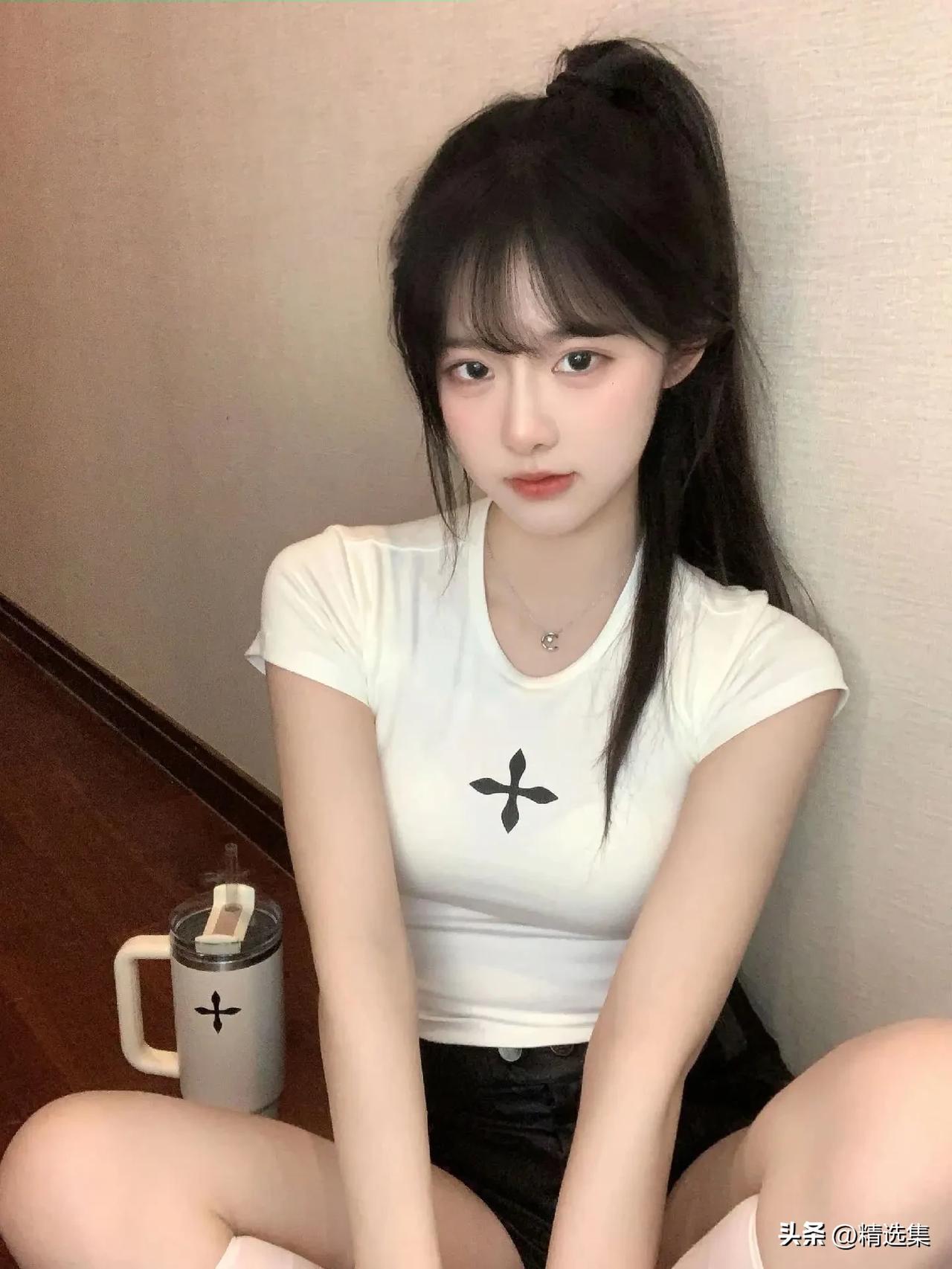 真正让人着迷的女孩是怎样的? 真正让人着迷的女孩，可不单靠颜值。
有清醒自我认知