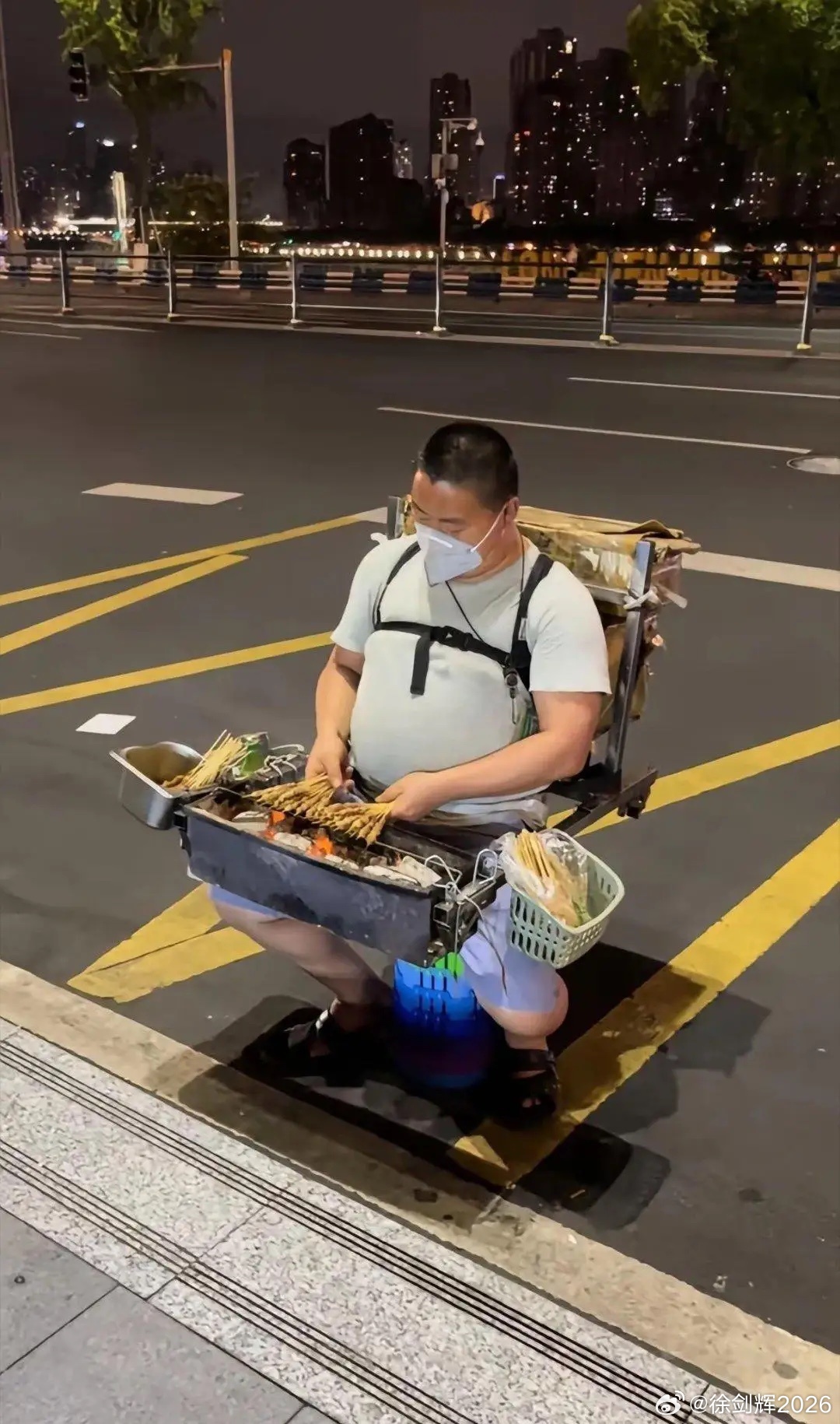 强者从不抱怨环境 