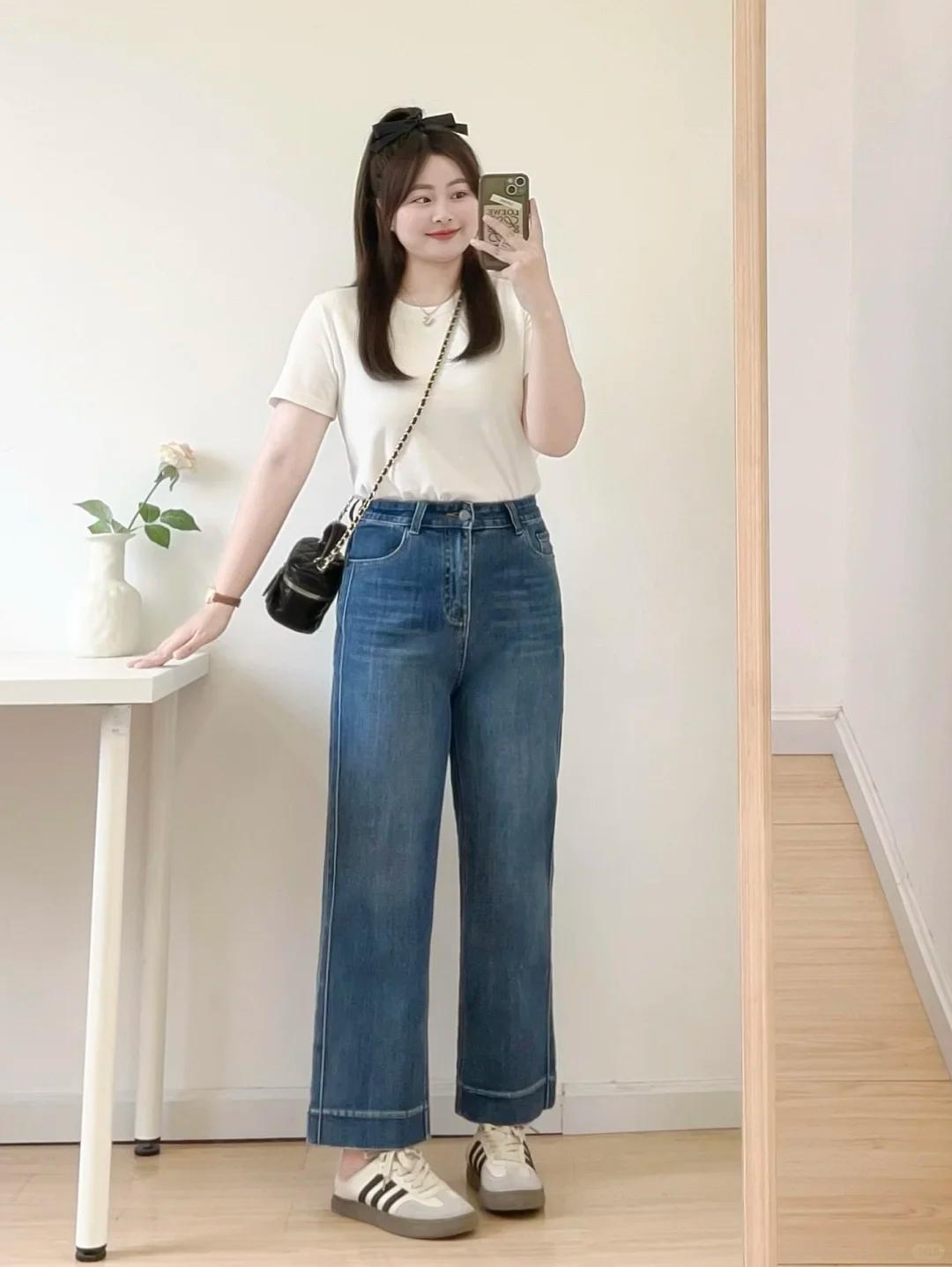 微胖初夏穿搭｜遮肉+提腰线，轻松穿出松弛感✨

微胖宝子们的初夏穿搭密码来啦💖