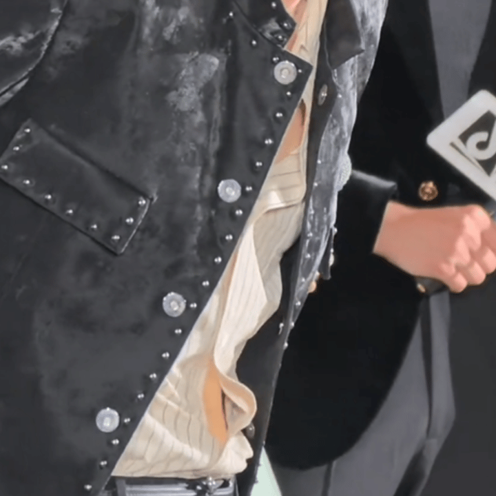 哎，一个弹幕也发不了了，发一次炎症一次，烦死了…… ​​​