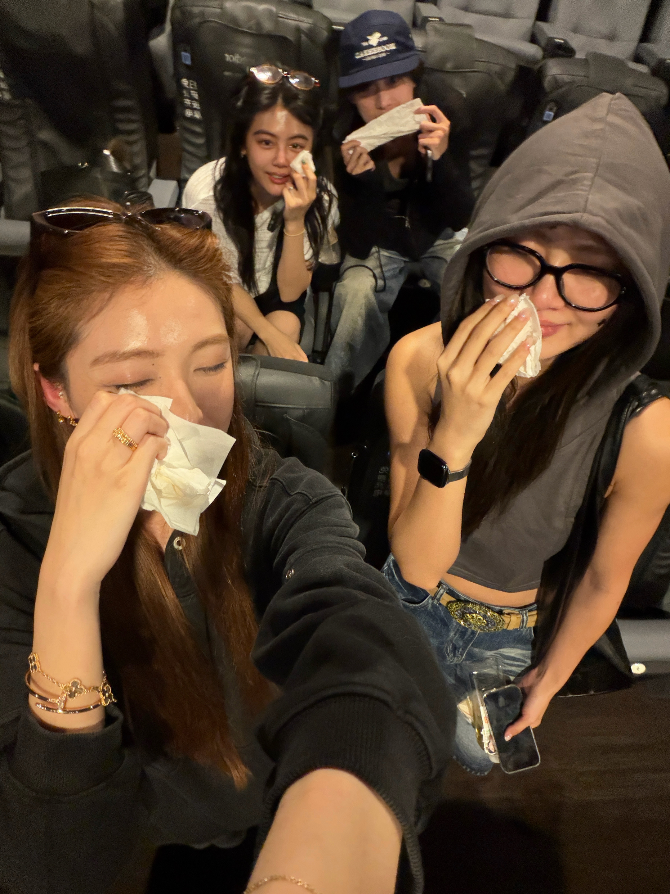 完全化身四位小哭包强推  给阿嬷的情书 