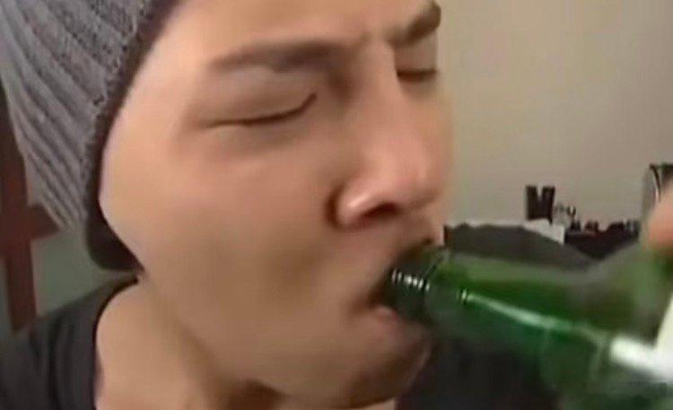 我肚子被搞大了 