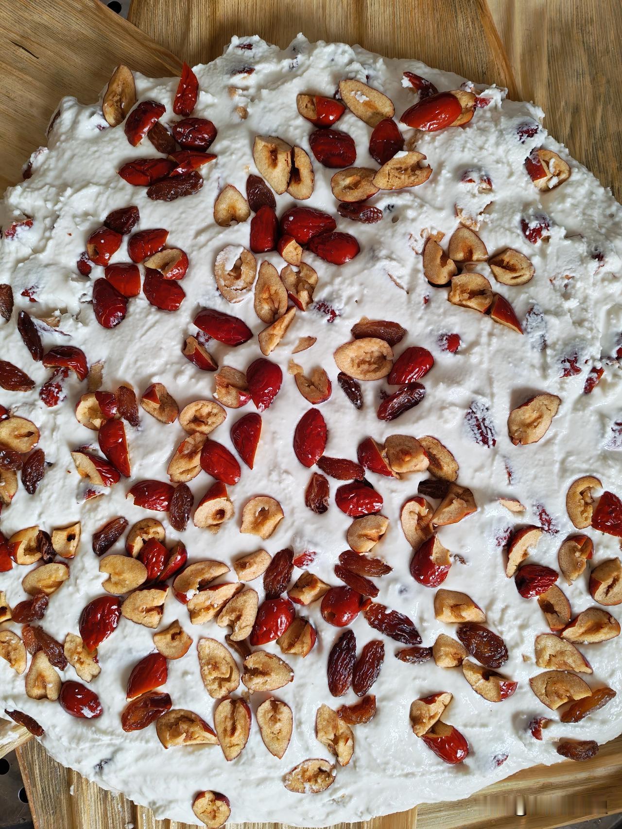 农村老式家庭，最累的节日就是春节了！
且不说年前的各种收拾准备！
过年要请老祖宗