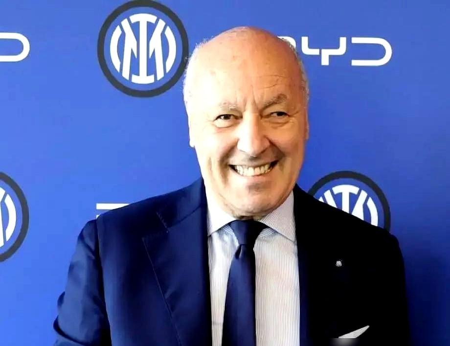 国米账上趴着2400万欧元，愣是没动！

这笔钱，是上个夏天省下来的。现在马洛塔