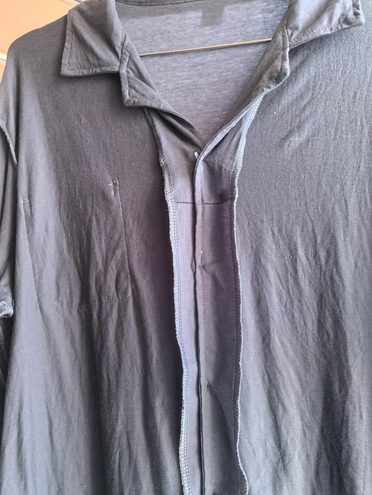 真烦人！给儿子买了一套睡衣，新买的衣服必须先洗一下再穿，结果丢洗衣机里洗完，拿出