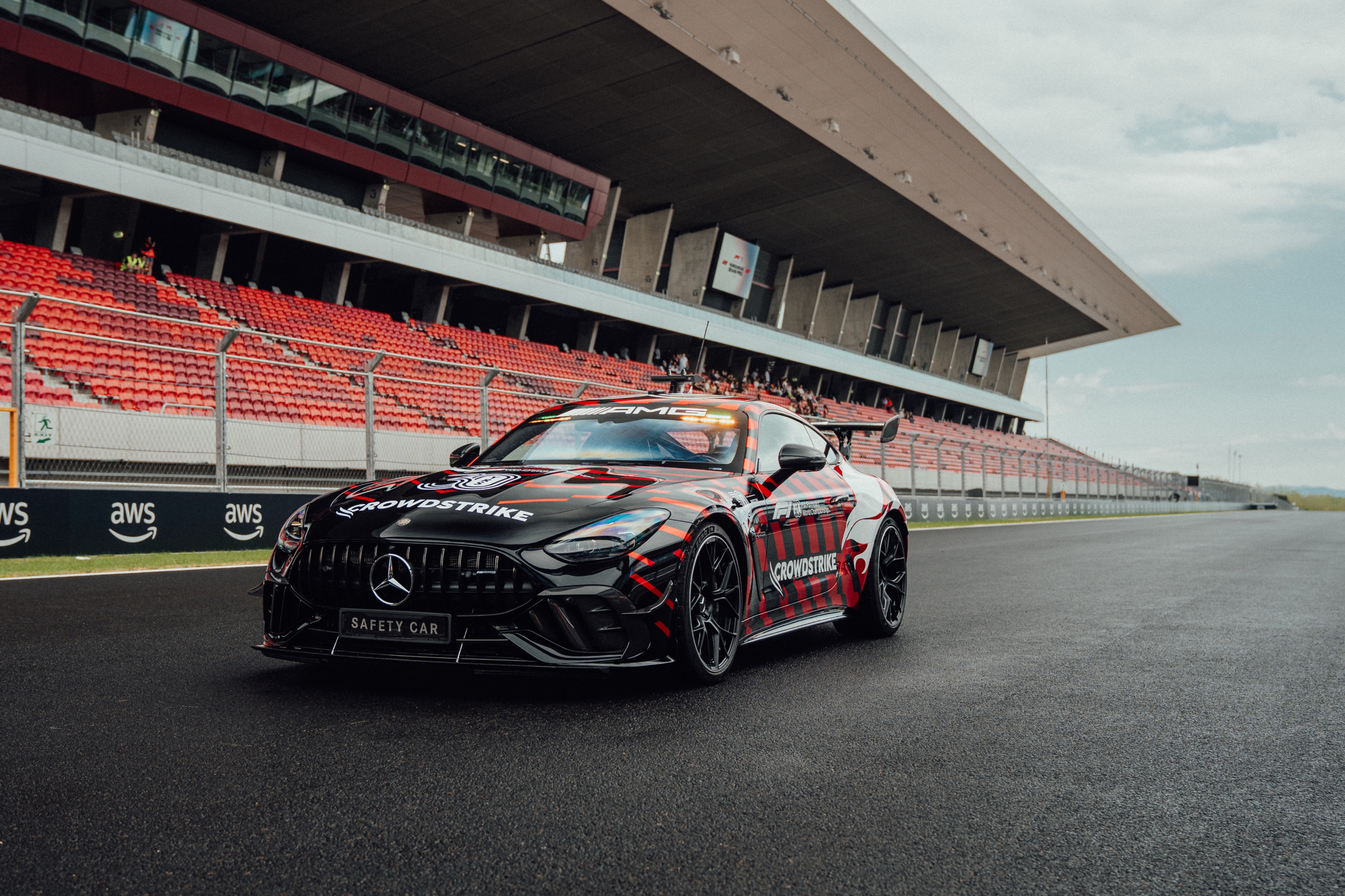 全新安全车匈牙利首秀梅赛德斯-AMG GT 63 PRO 4MATIC+将接替A