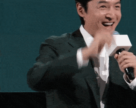 沃尔沃选胡歌的含金量还在上升 在胡歌心中，爱车早已超越机器的定义，是西北片场里能