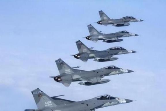 中国要想解放台湾，必定要和美国打一场硬仗，为了打赢这场必须要赢的的仗，中国可以投