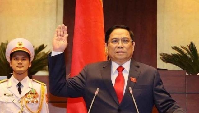 越南不再让中国转让高铁技术，越南曾觉得各国都会抢着来修他们的高铁，所以想来一个 