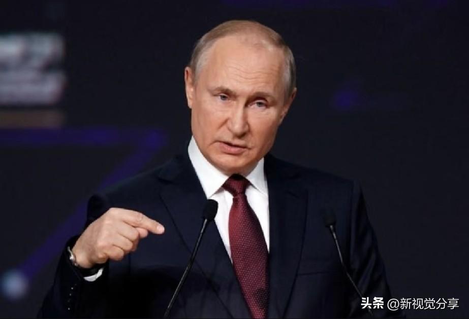 深夜导弹砸向基辅！俄军瞄准两大关键目标，战场较量早已不止前线
 
谁都能看得出来