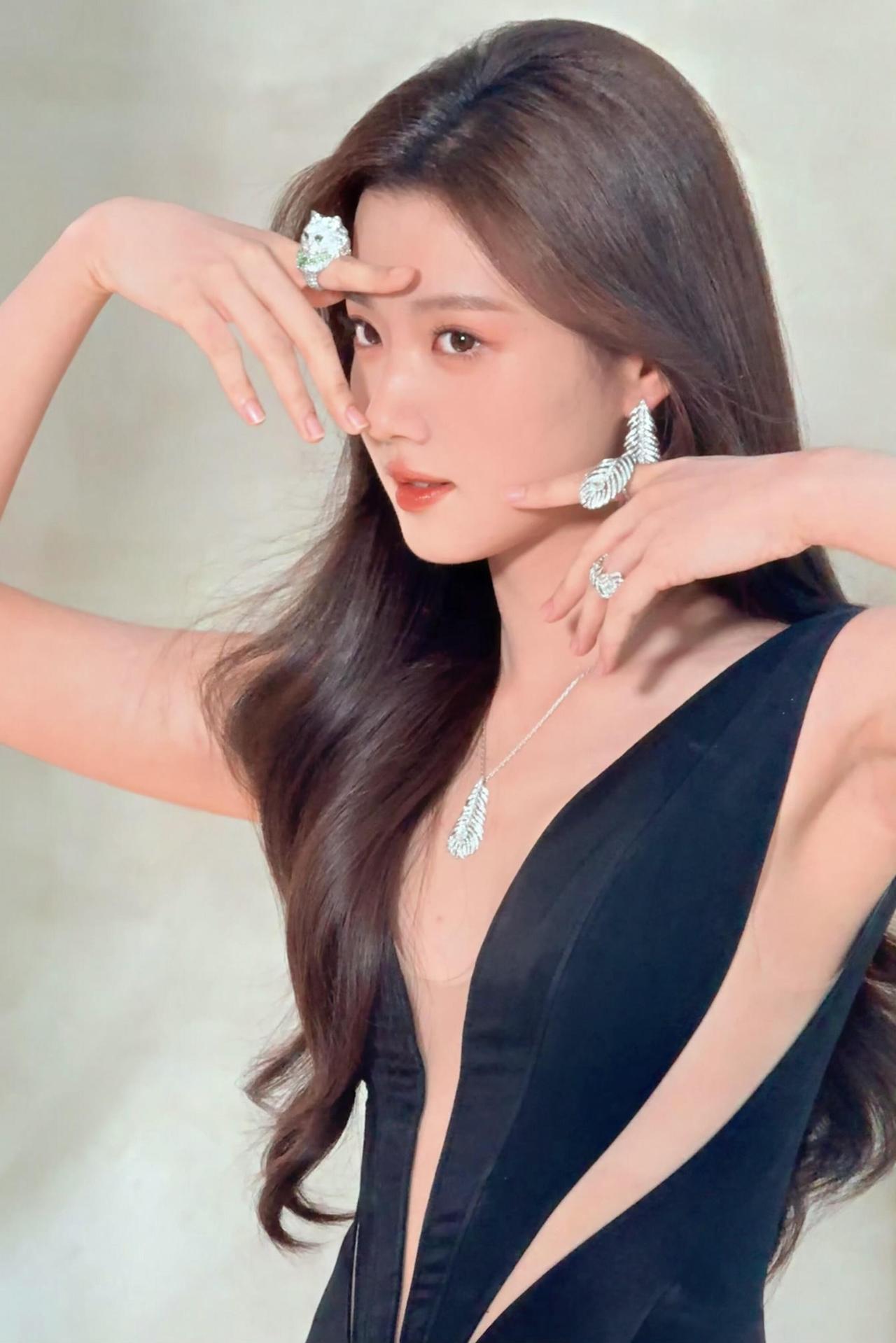 卢昱晓