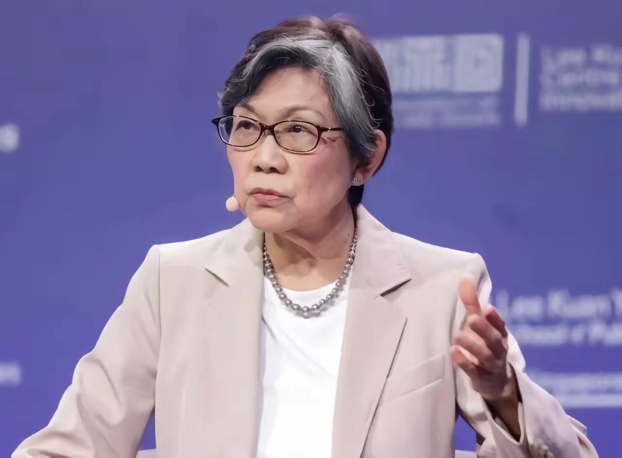 新加坡大使一语惊人：不管中国愿不愿意，全世界都已经这么看中国了！

这话听着刺耳