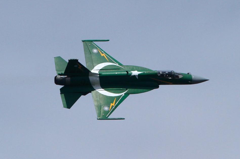 40亿贷款换战机！巴沙防务交易破局，中国枭龙改写中东安全格局？
 
因巴基斯坦财