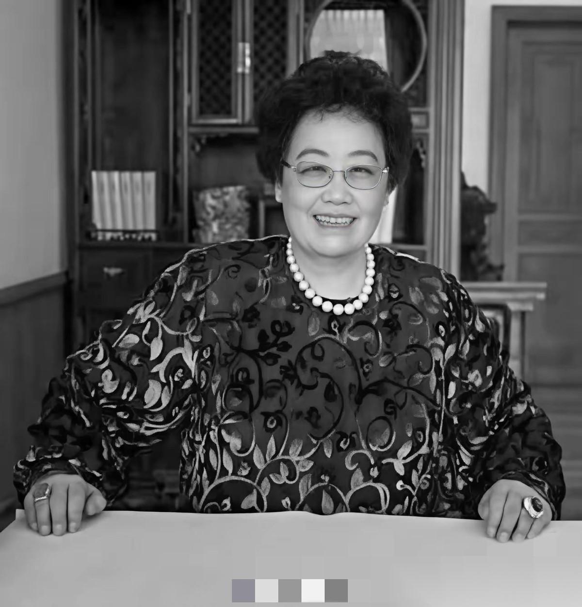 太突然了！
85岁陈丽华女士去世，
她不是因为生活不顺利，家庭不和，而是因为疾病