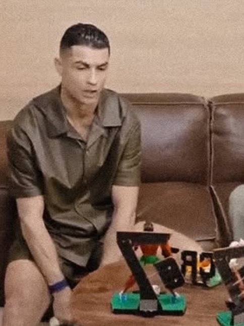 乐高拍摄花絮又被这一身帅到～ 