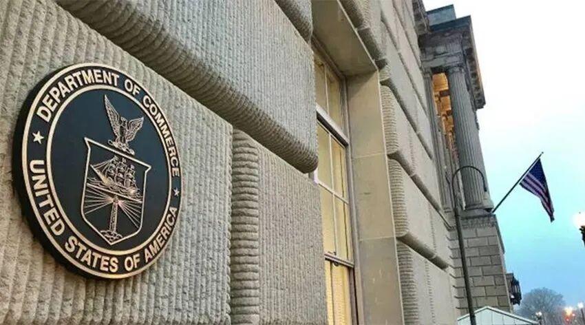 11月7日，据彭博社报道，荷兰经济事务部晚发声明称。已接到中国和美国就最近达成贸