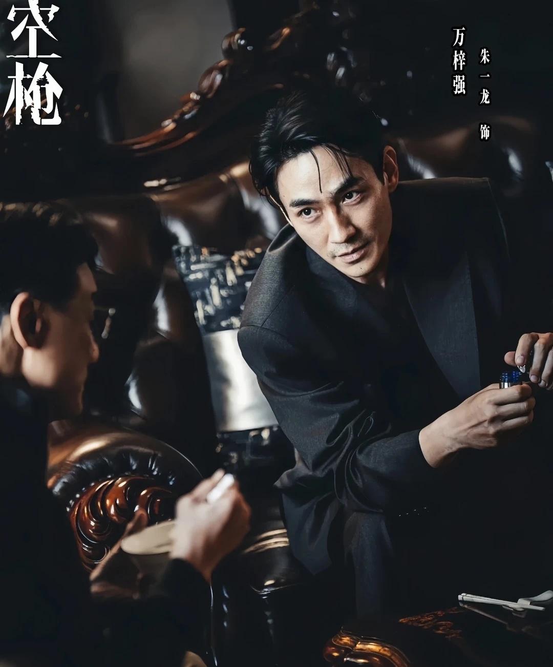 空枪值得为它宣传
近几年看过最好看之一。不抱什么期待一个人带杯奶茶去看，结果根本