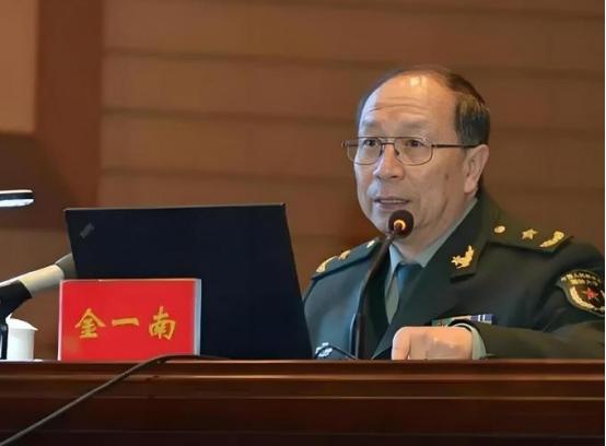 美国承诺，永不与中国开战？金一南将军一语道出真相：“美国不是不会，而是不敢！中国