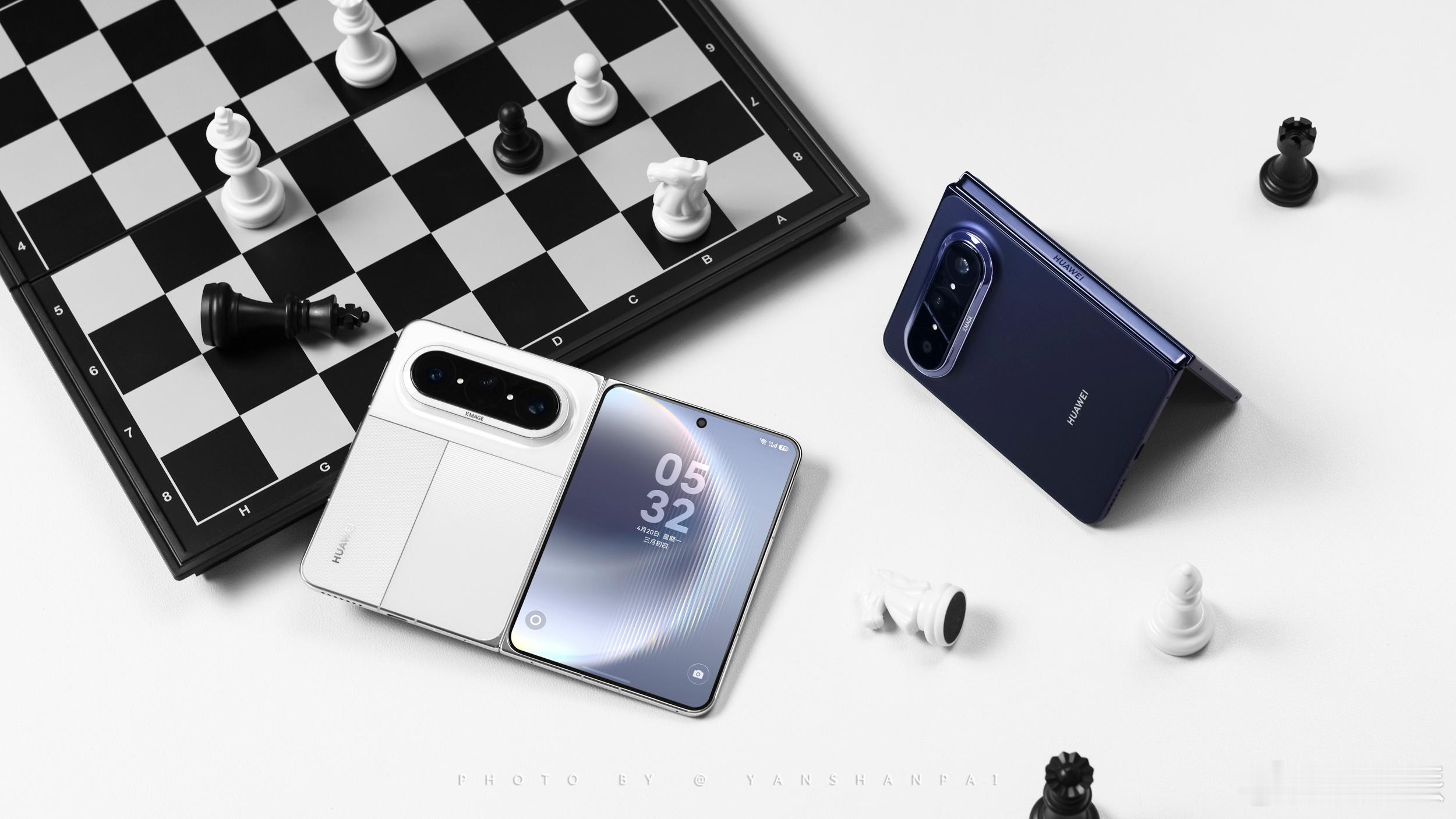 华为Pura X Max图赏来啦！ 这一次大阔折不仅尺寸和比例采用了全新的设计，