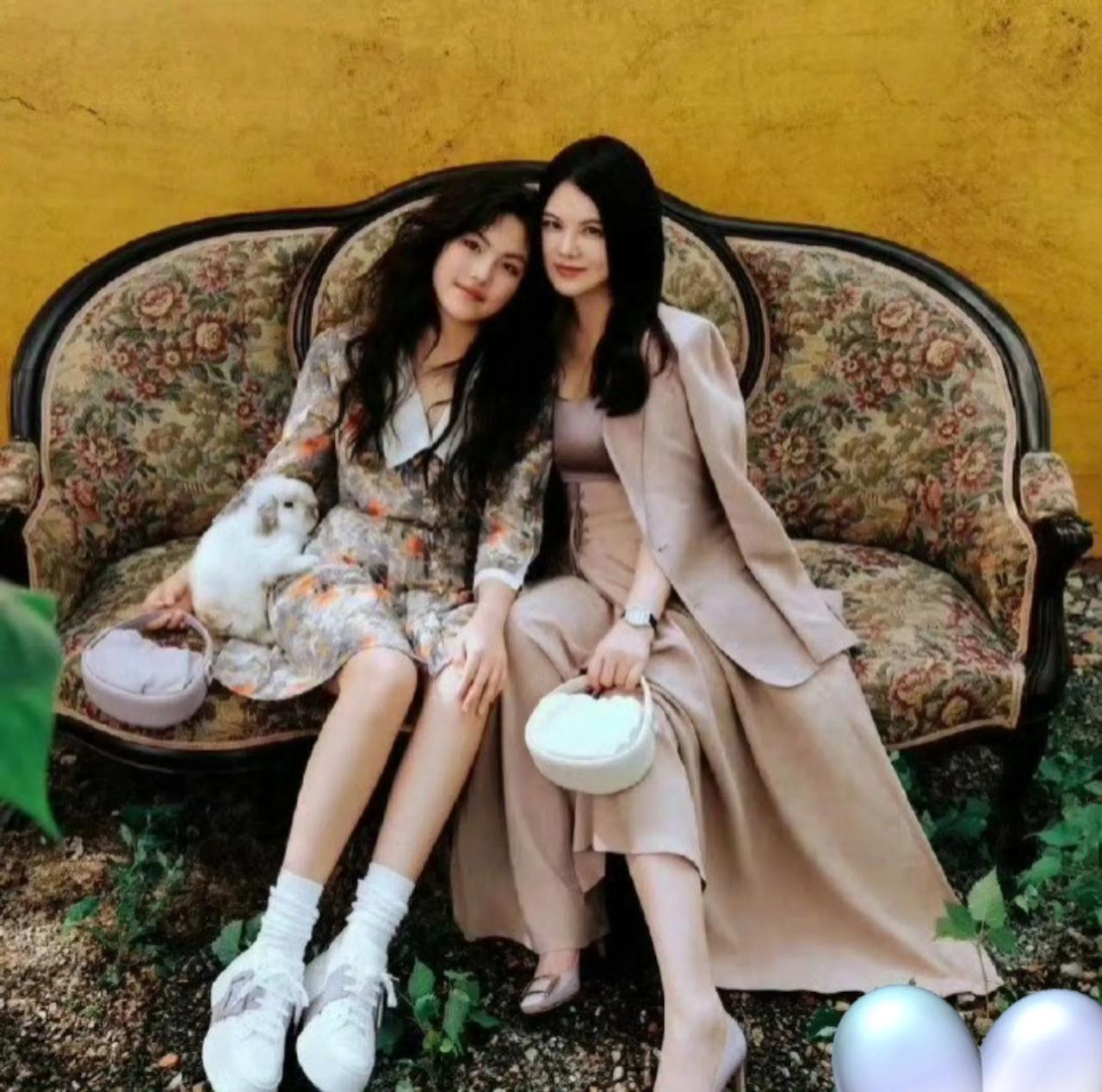 李湘这辈子最烂的一笔投资就是嫁给了王岳伦！李湘今年48岁，说老也不老，说小也不小