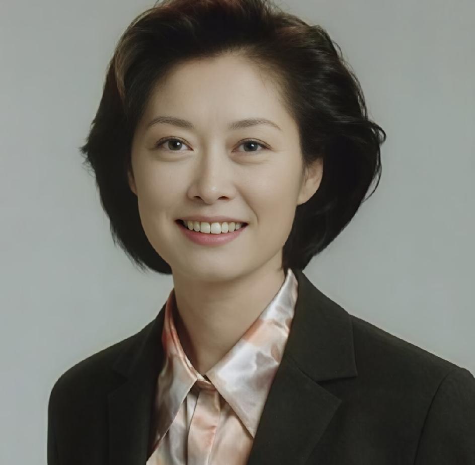罗京离去，我没有害怕！
​​李咏离去，我也没有害怕！
​​直到看到敬一丹离开，我