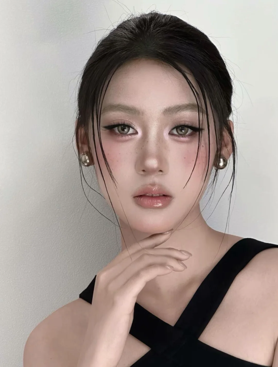太原约妆｜爱惨了这个烟熏裸感妆！