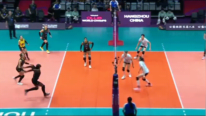 雯女这个鱼跃绝了 