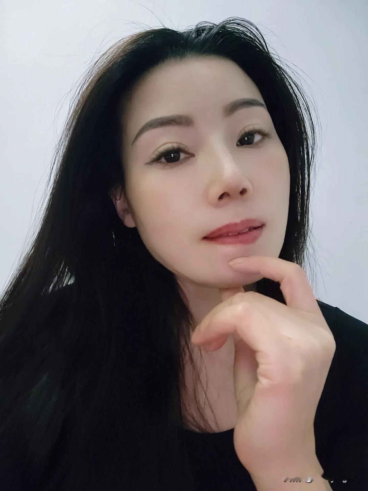 敷完面膜喽，美美哒睡觉，晚安🌙