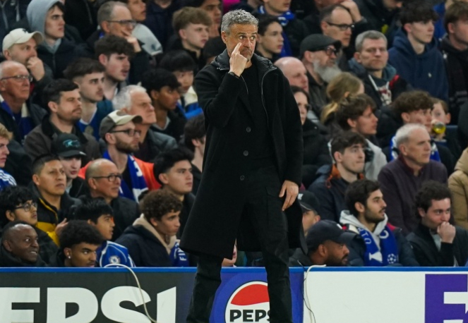 在巴黎3-0大胜昂热后，主帅路易斯·恩里克接受了巴黎电台的采访。恩里克说：“这种