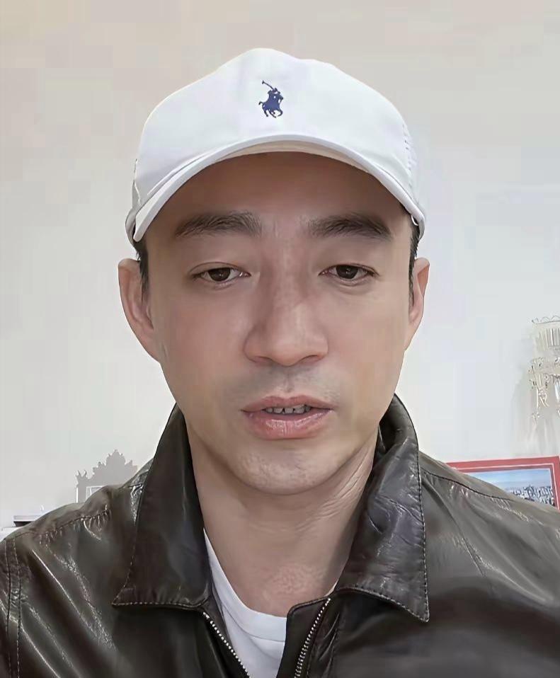 汪小菲直播再传好消息，一口气官宣三大喜事，尤其是三宝小名一公开，瞬间被网友夸爆！