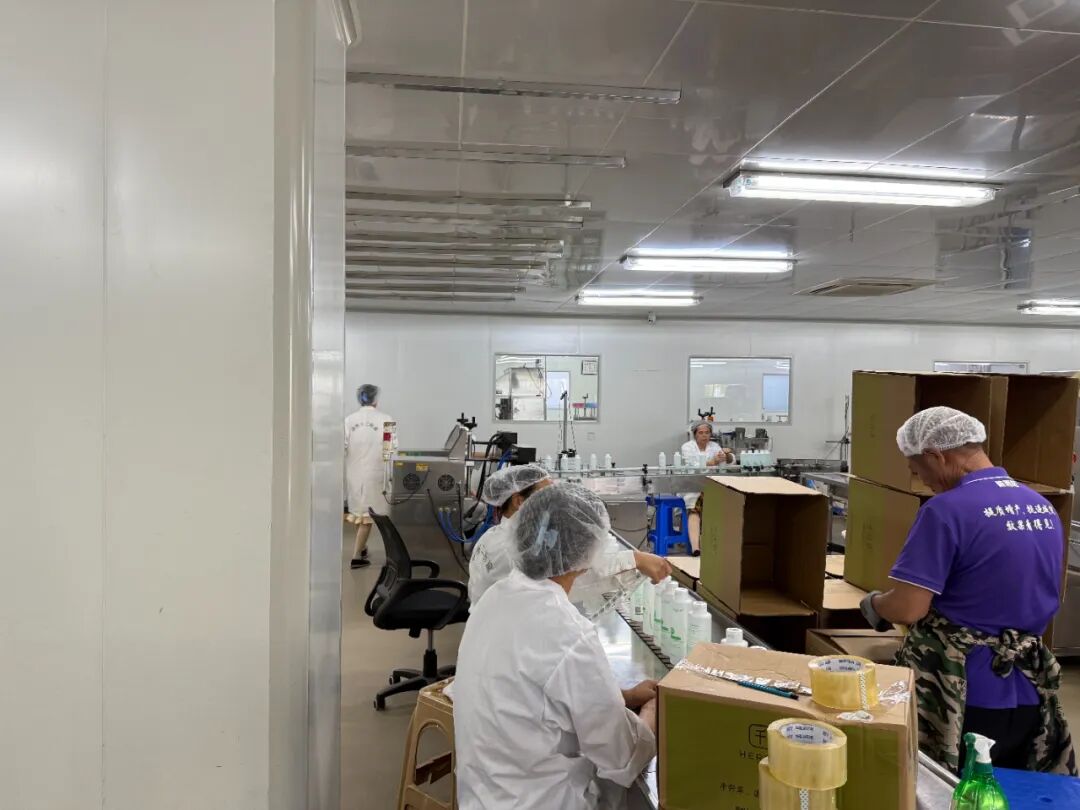 20年不涨价的国货美妆，在拼多多卖爆了