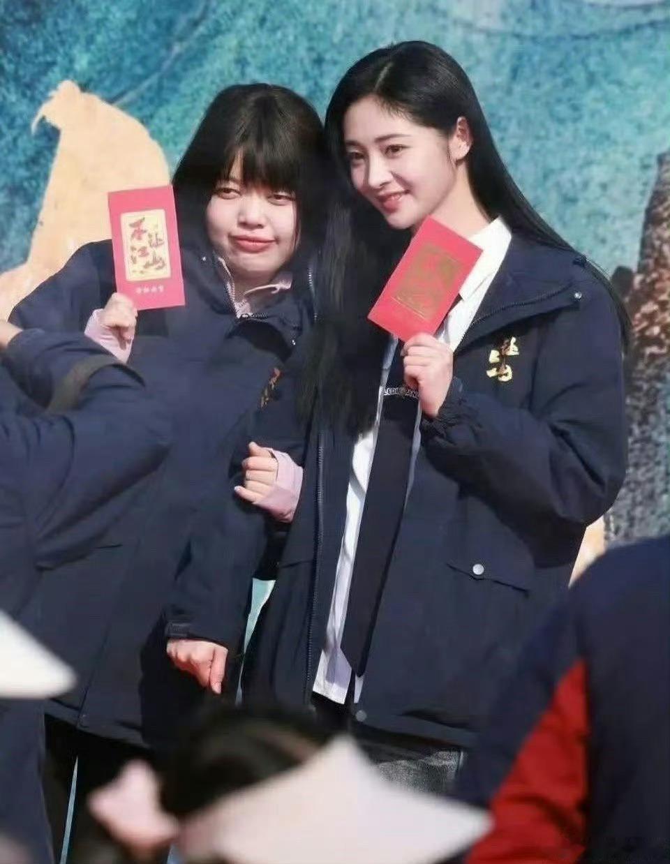 厚本进组不让江山这是谁…… 