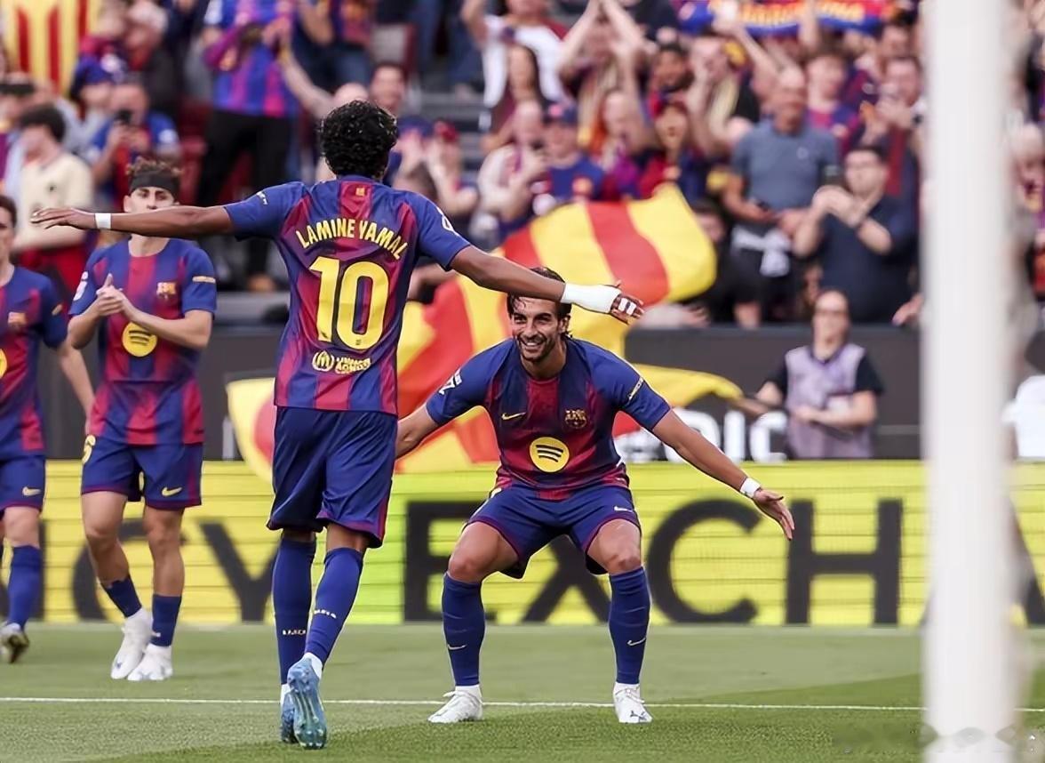 巴萨4比1西班牙人4-1！亚马尔两传一射创67年神迹，巴萨德比大胜，甩开皇马9分