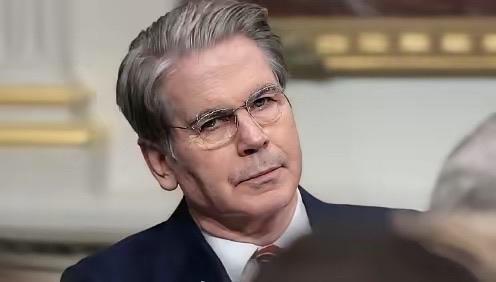 中国电动汽车就是燃煤汽车？

这美国财长一句话，把大伙儿都整不会了。

他在一个