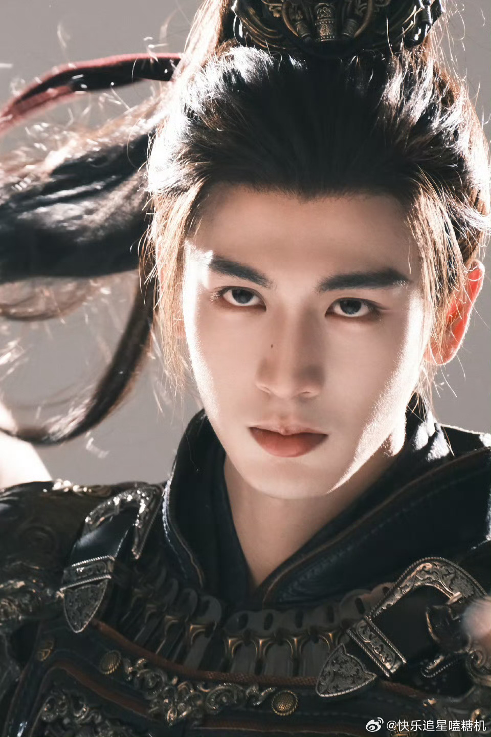 逐玉热度超过宁安如梦 逐玉热度直接超越宁安如梦，张凌赫又一次刷新自己的男主剧成绩