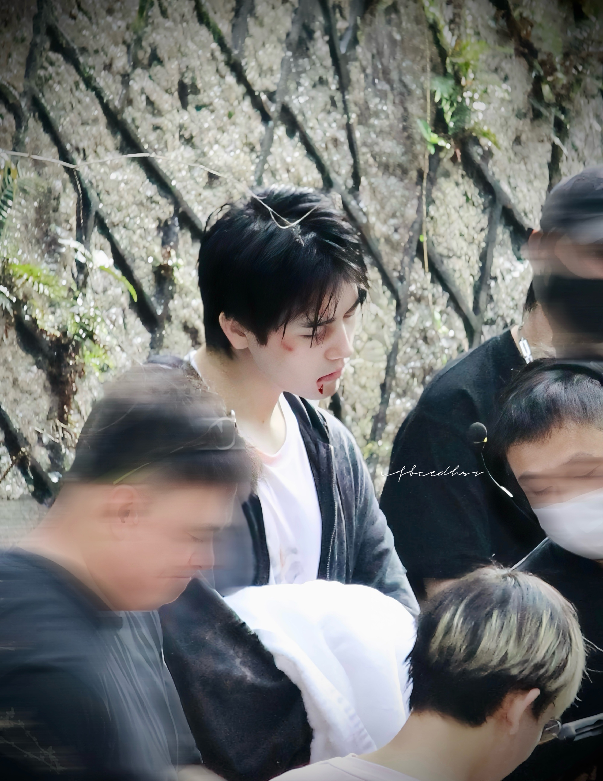 以为陈飞宇挨打了以为陈飞宇被打了 谁懂啊！晃眼一看以为陈飞宇被打，反应过来才是神