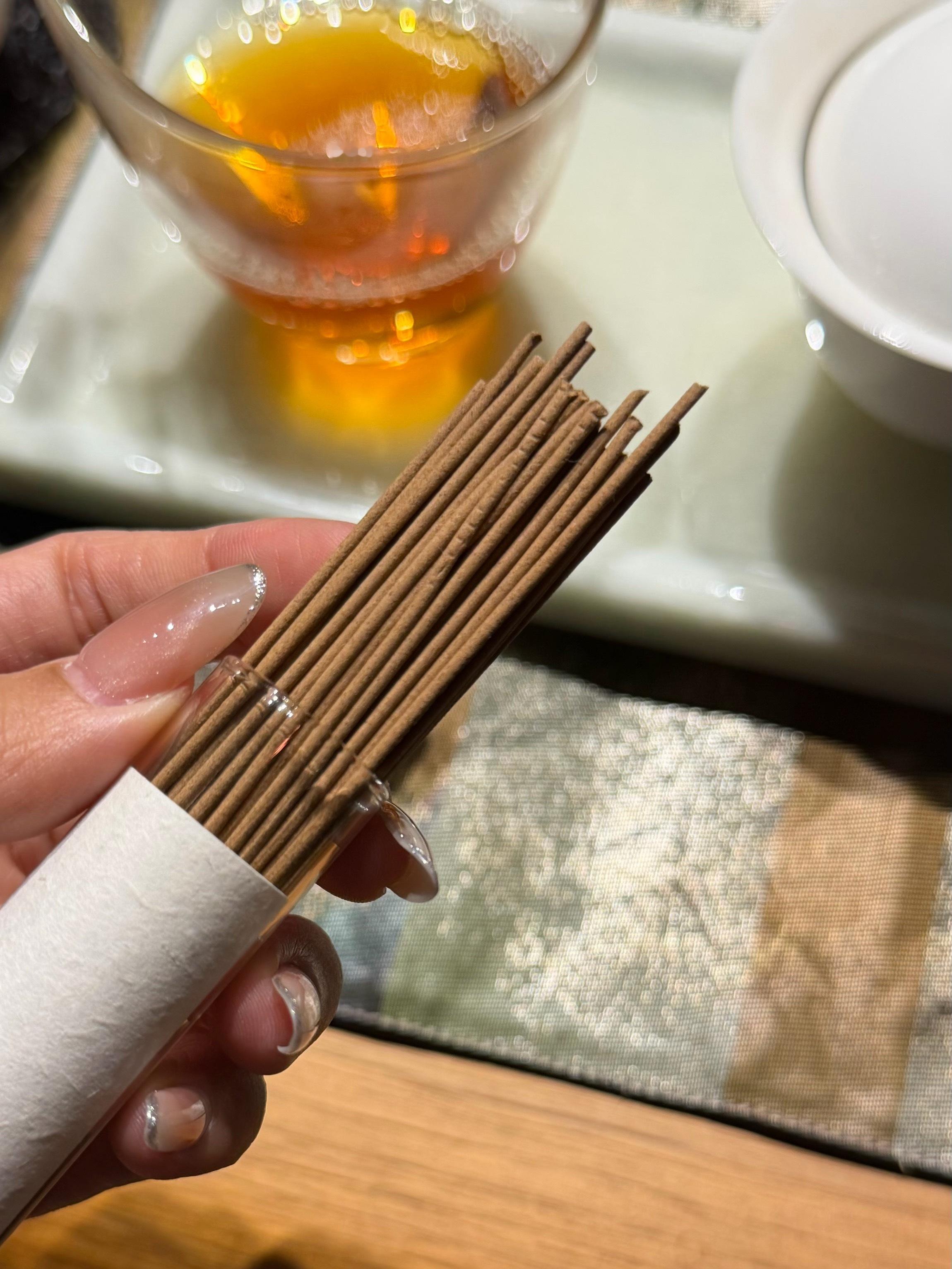孟子义大结局杀疯了不是所有的老山檀，都有这样的木香。昨晚喝肉桂的时候，顺手点了一