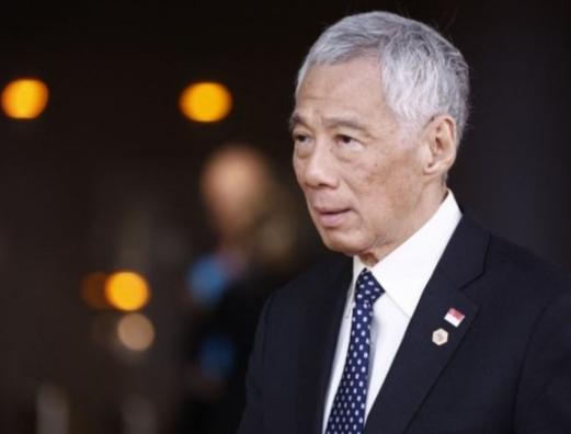 李显龙表示，真正的新加坡人要认清一个事实，新加坡不是华人国家，只是华人占多数而已