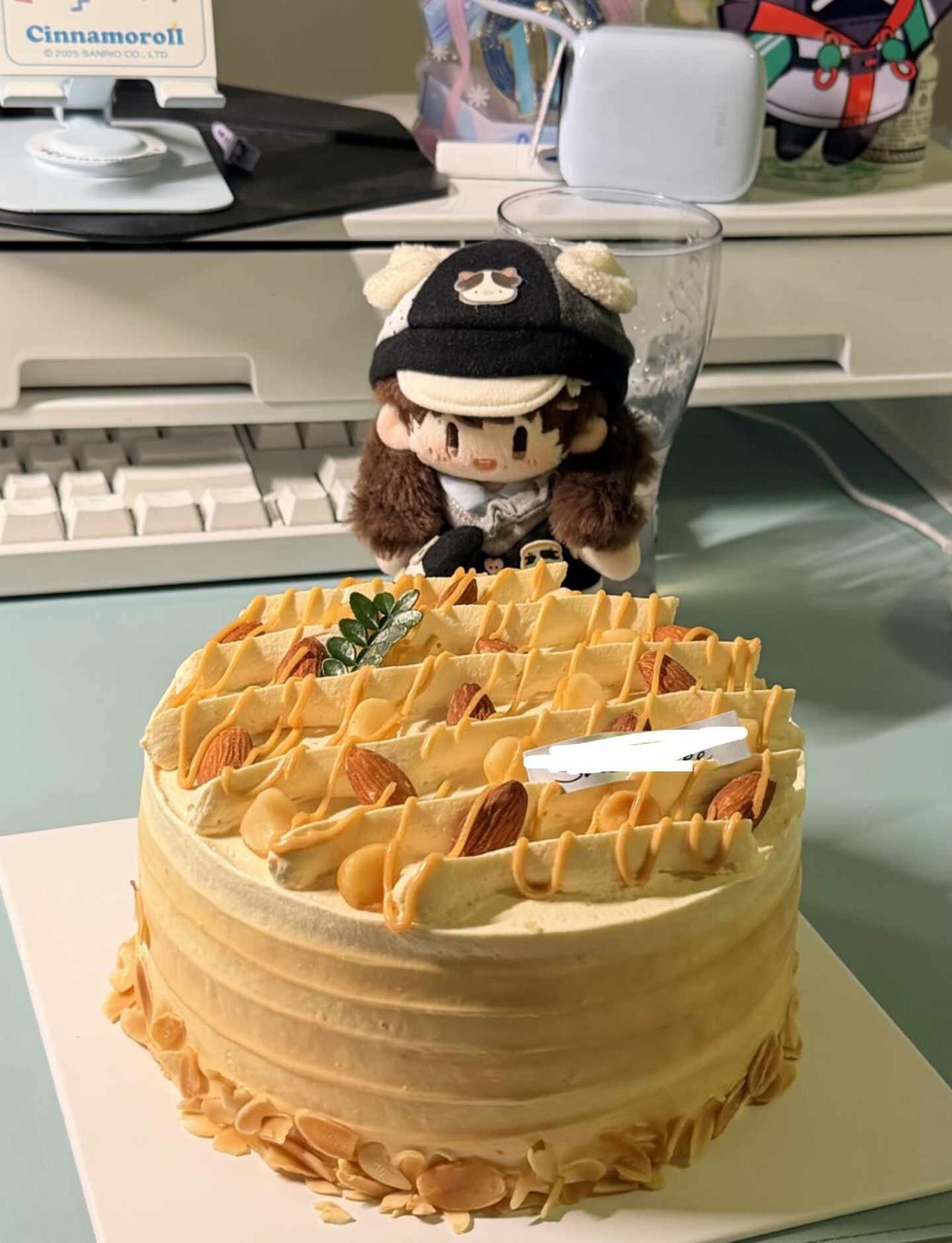留守comi过生日
周深 出道十二周年