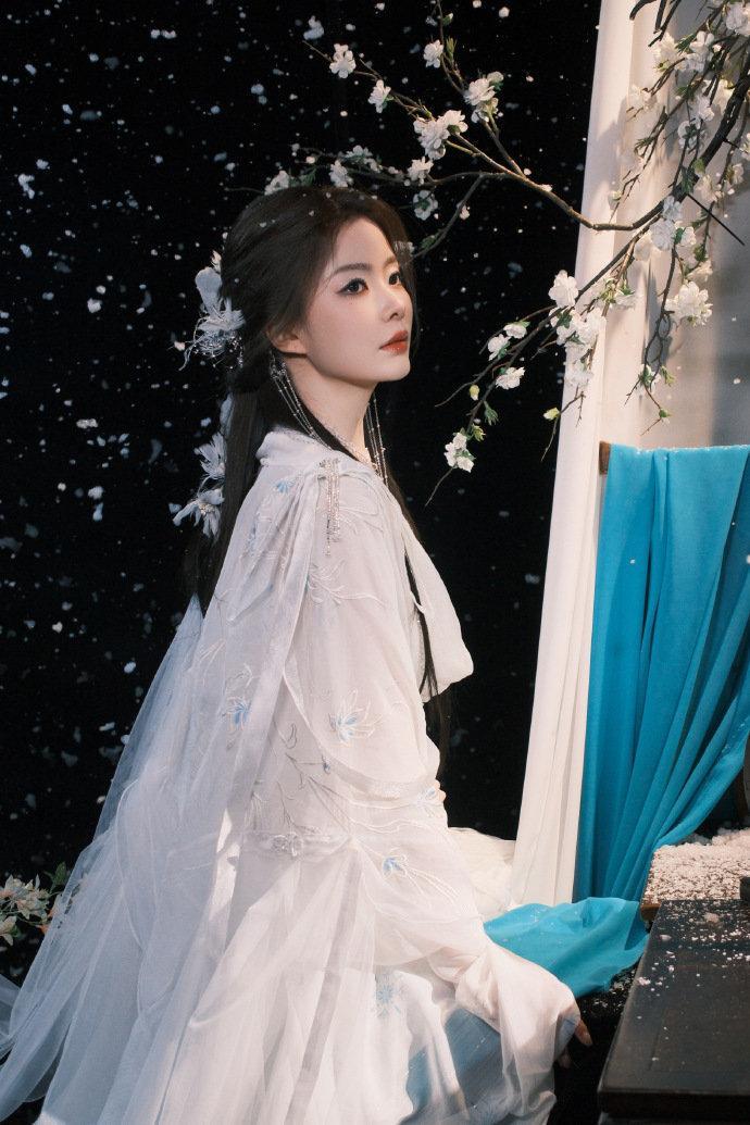 刘宇陈卓璇化雪冬日宿命感陈卓璇刘宇新歌化雪 化雪 