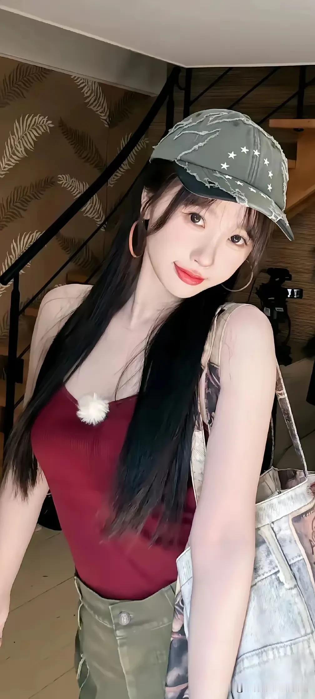 虞书欣美图分享，不发嗲的话，还是很好看的女星美照分享 女神图来袭 女神美图安利 