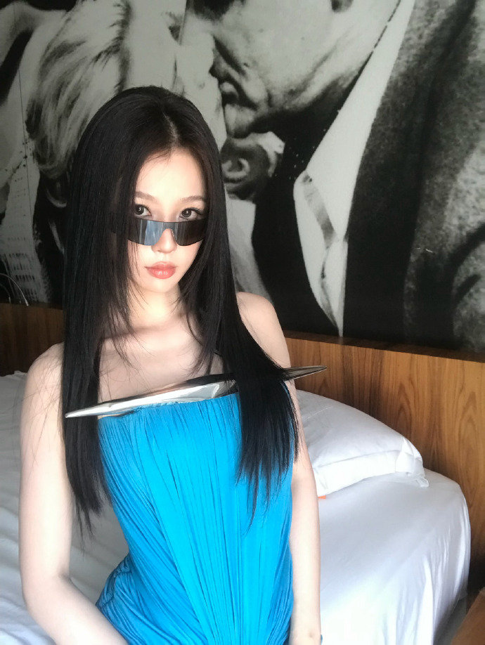 虞书欣Cannes记录虞书欣戛纳工作碎片 虞书欣戛纳工作碎片 